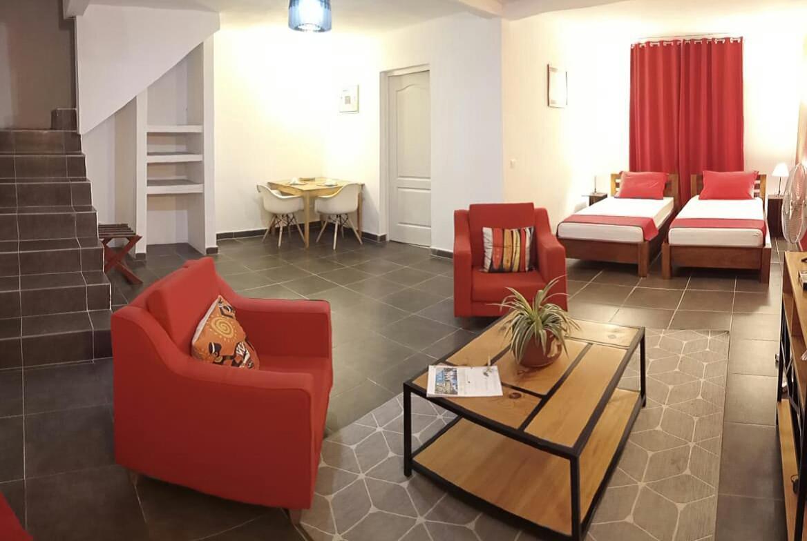 The Sanctuary Lodge Foulpointe Екстериор снимка