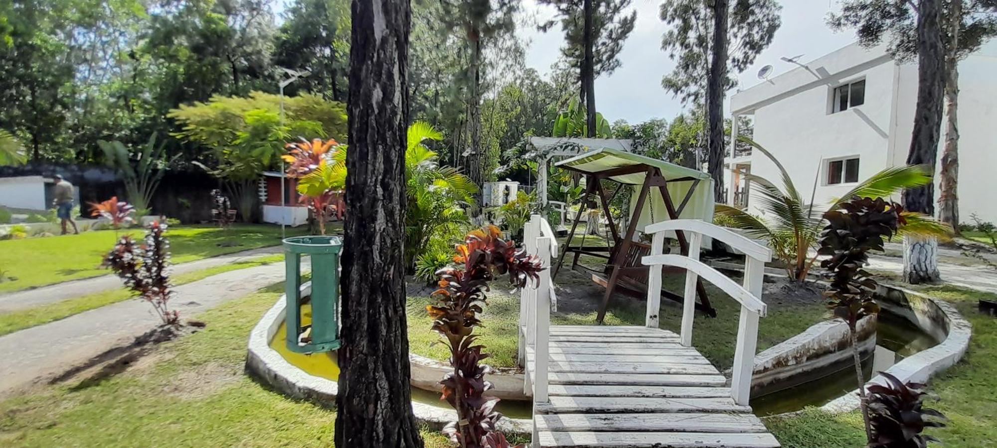 The Sanctuary Lodge Foulpointe Екстериор снимка