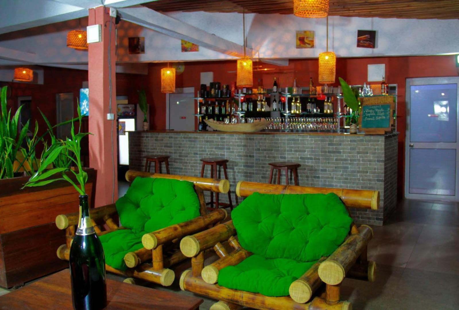The Sanctuary Lodge Foulpointe Екстериор снимка